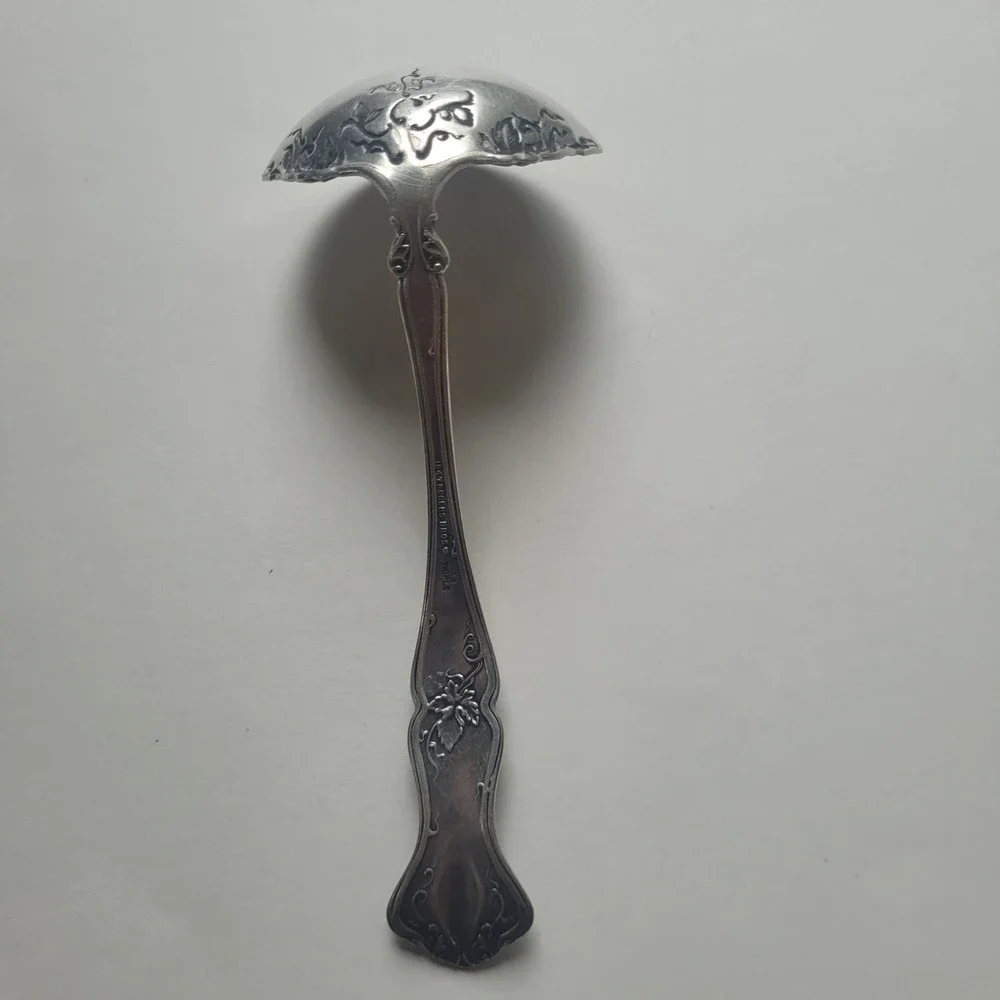1847 Rogers Bros Vintage Grape Flatware Serving Spoon XS Fork Twisted